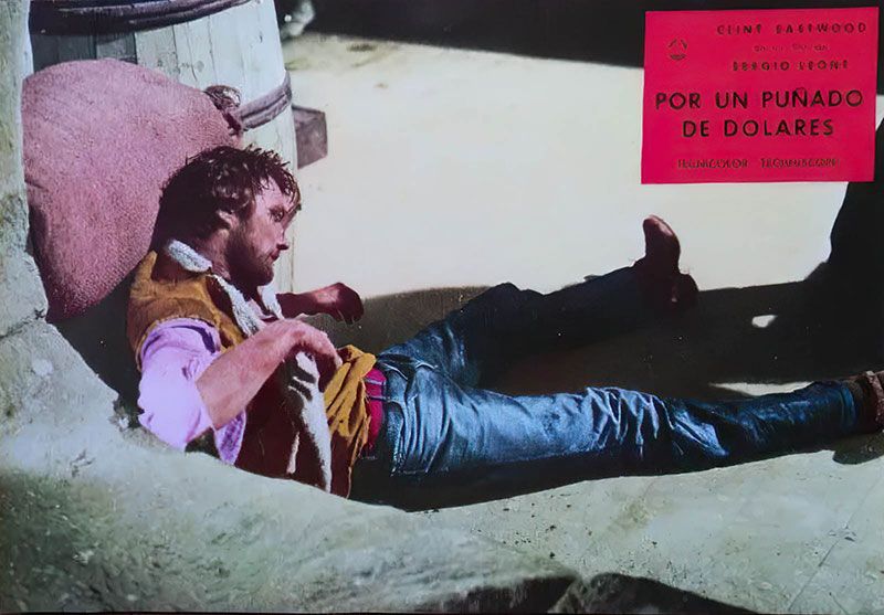 fotocromo-unpunadodolares-1