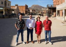 Presentacion del convenio entre el Ayuntamiento de Tabernas y Senator Hotels & Resorts en MiniHollywood Oasys