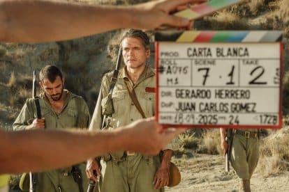 Carta Blanca: el desierto de Tabernas revive la Guerra del Rif de 1921 3 Salva Reina en el rodaje de Carta Blanca en el Desierto de Tabernas