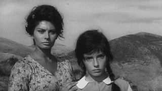 Enrique Cerezo: el hombre que salvó 8.000 películas y ahora recibe el homenaje del western en Almería 4 Dos mujeres, con Sophia Loren, uno de los clasicos italianos incorporados al catalogo de FlixOle