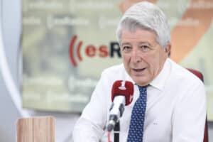 Enrique Cerezo: el hombre que salvó 8.000 películas y ahora recibe el homenaje del western en Almería 4 Enrique Cerezo, presidente de FlixOle y del Atletico de Madrid, premio a la Difusion del Genero Western en el AWFF 2026